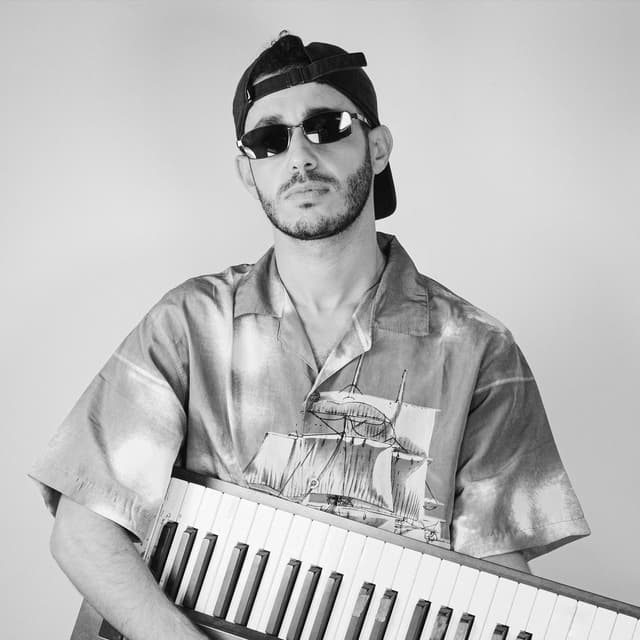 ARTIST 8